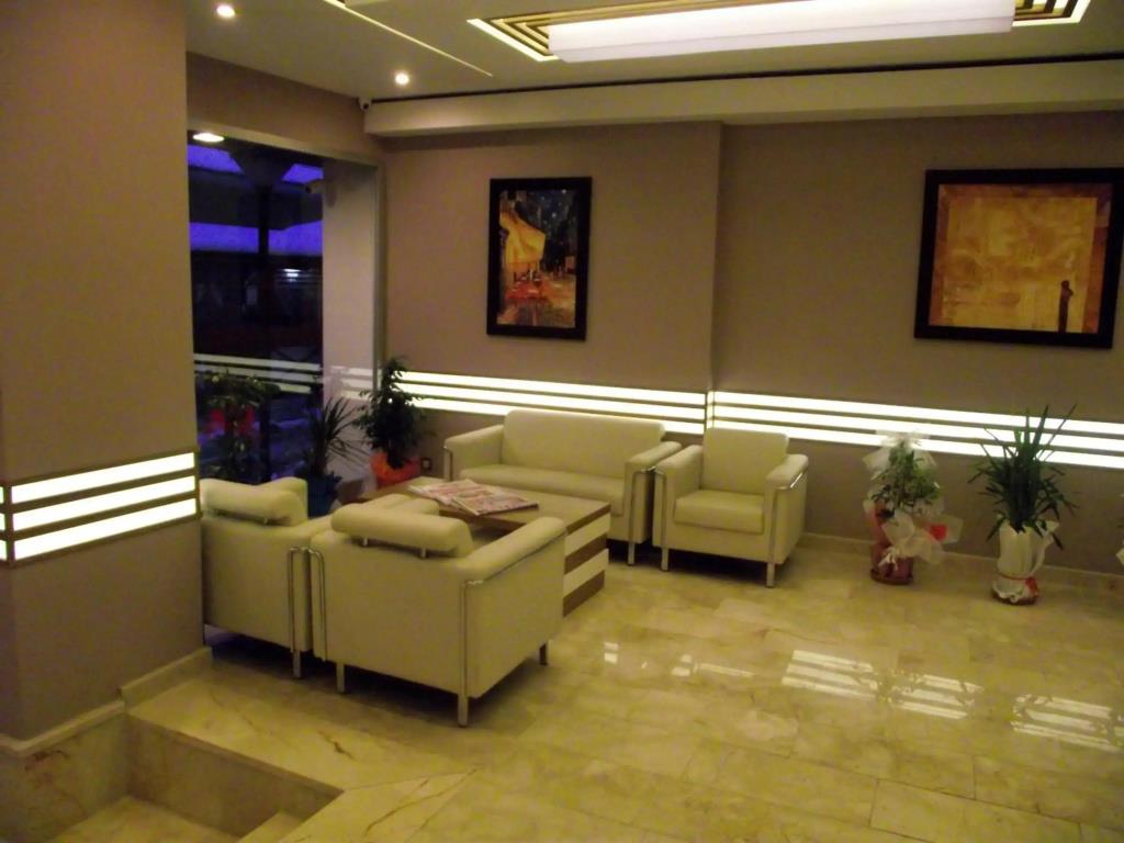 Hotel Almina Park 0*
