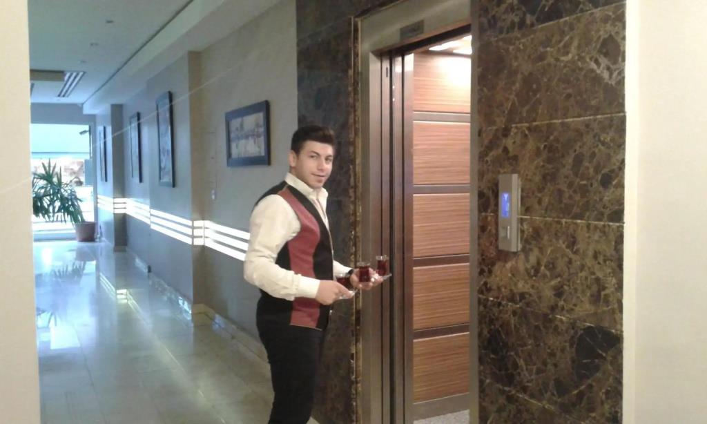 Hotel Almina Park 0*