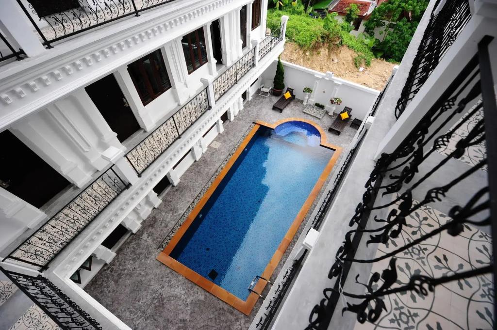 Chic Boutique Hotel 3*