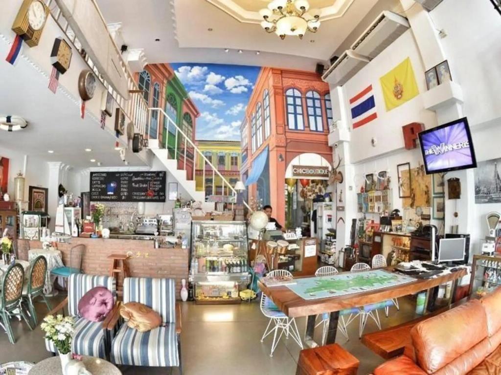 Chic Boutique Hotel 3*