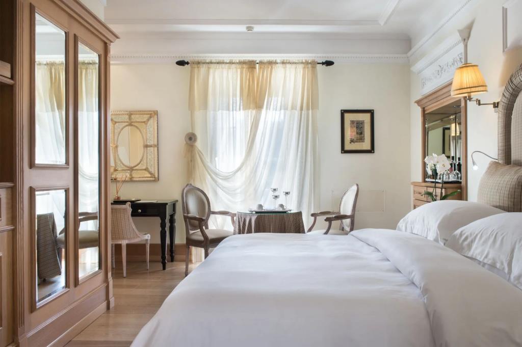 Il Palazzetto 0*