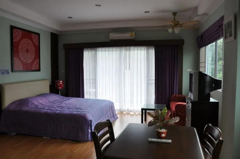 Hill Top Service Suites 2*