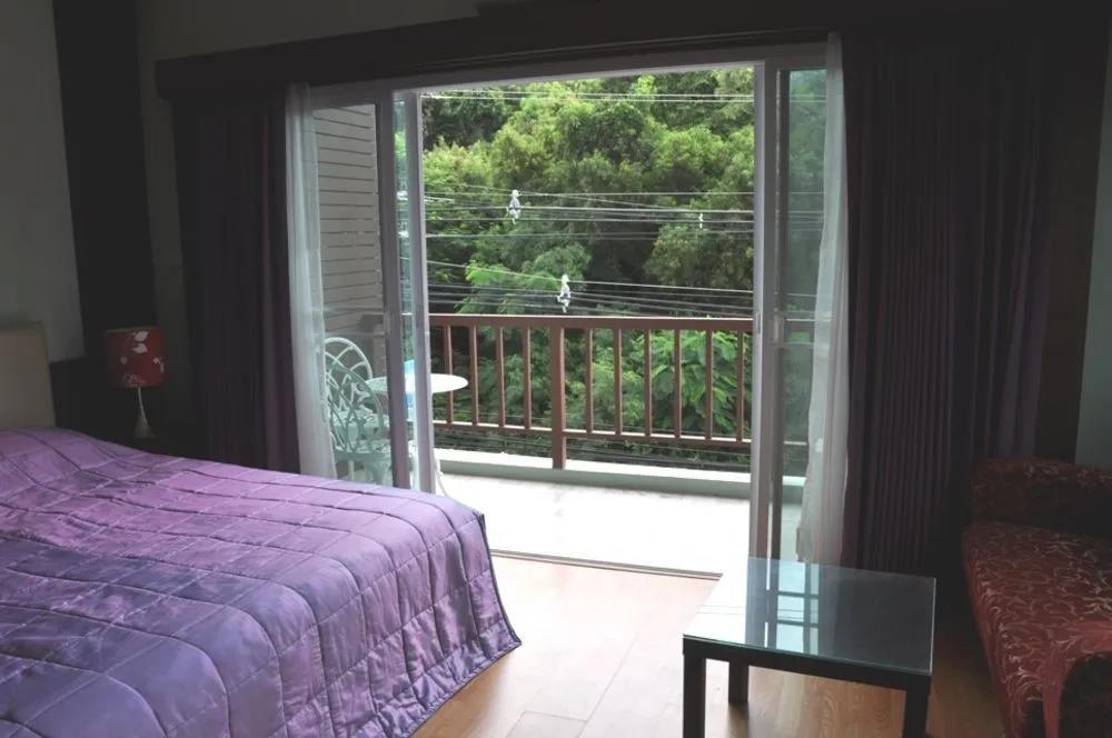 Hill Top Service Suites 2*