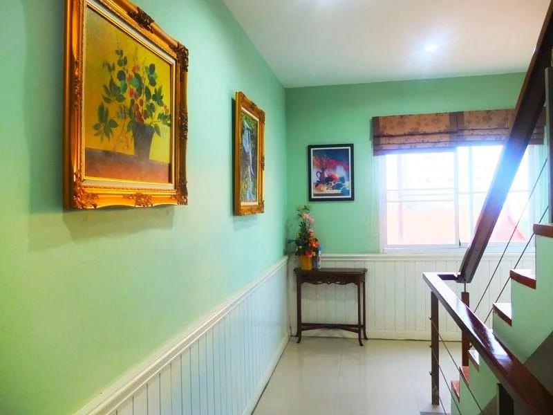 Hill Top Service Suites 2*