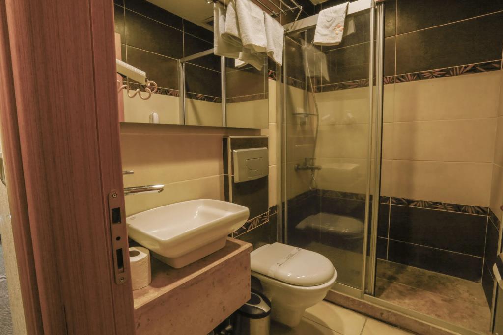 Nuzhet Hotel 3*