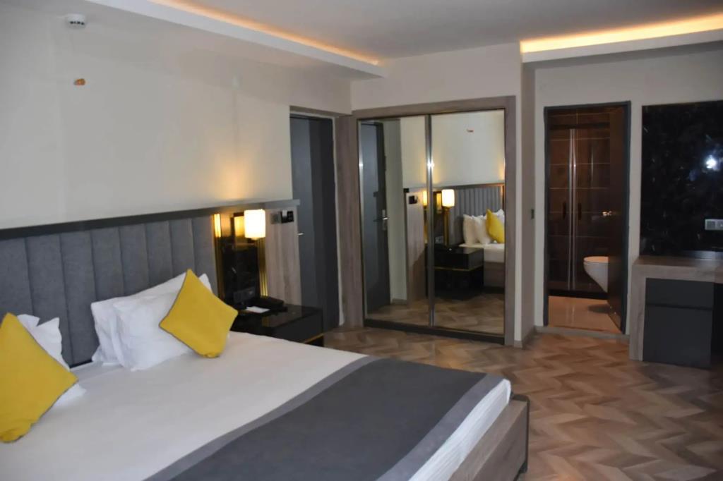 Segmen Hotel 3*
