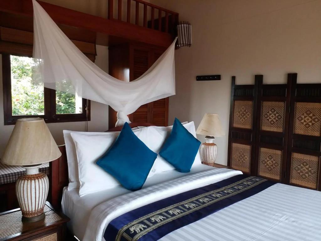 Baan KanTiang See Villas (2 bedroom villas) 0*