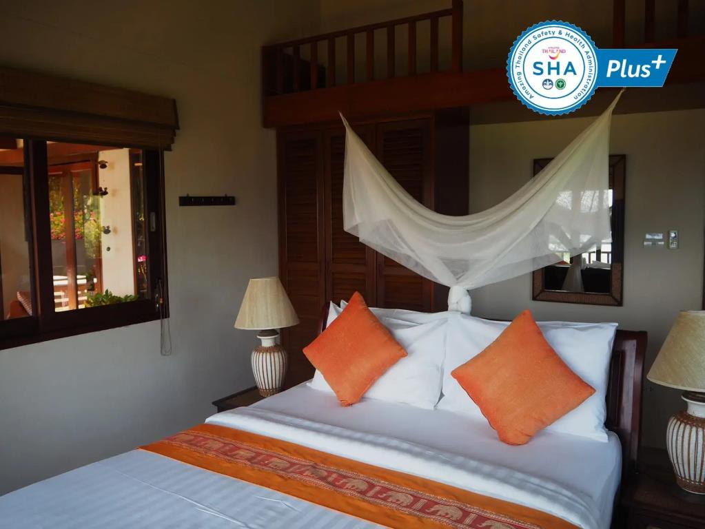 Baan KanTiang See Villas (2 bedroom villas) 0*