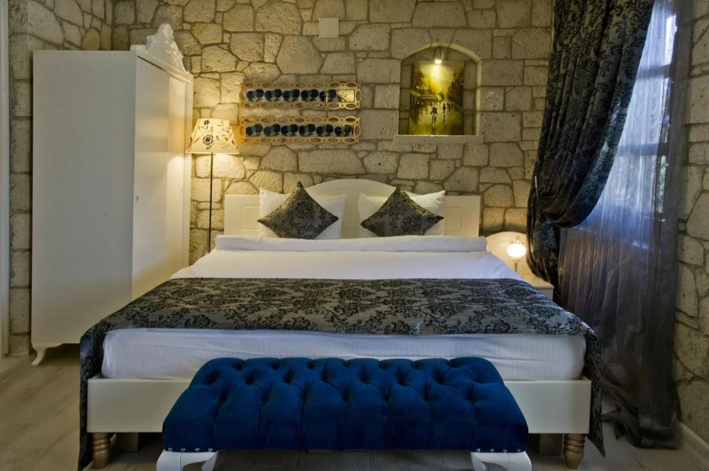 Lodos Hotel 0*