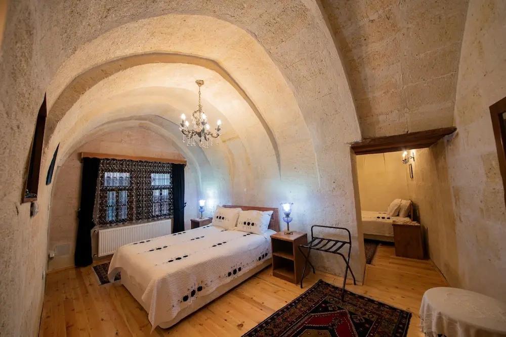 Upper Greek House 0*