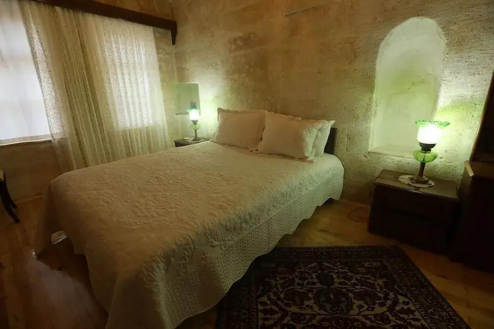 Upper Greek House 0*