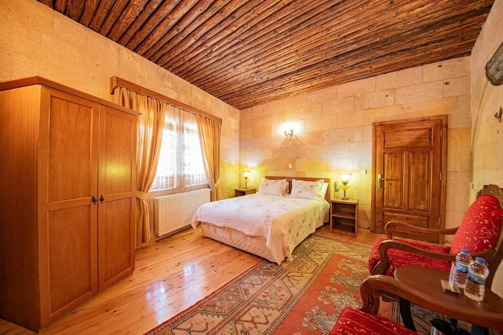 Upper Greek House 0*