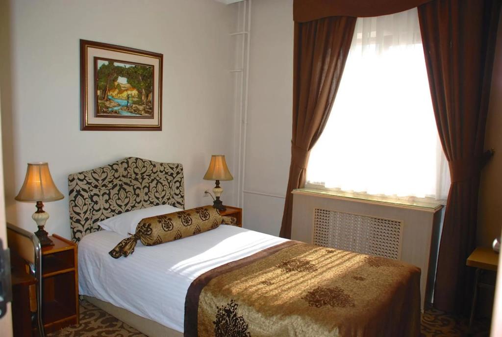 Hotel Mithat 0*