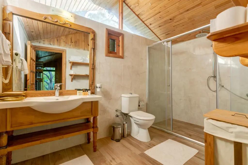 Etenna Beach Bungalows 0*