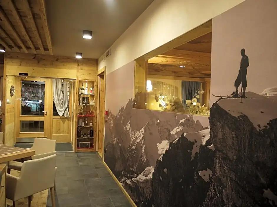 Hotel Roy 3*