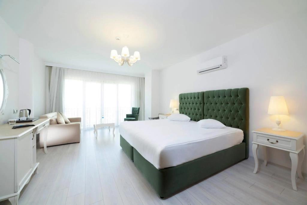 Motali Life Hotel 0*