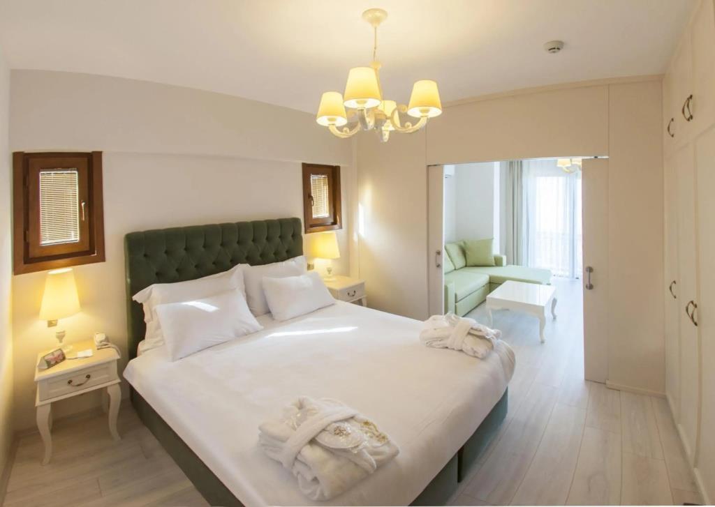 Motali Life Hotel 0*