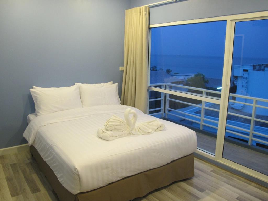 Nantra Huahin 2*