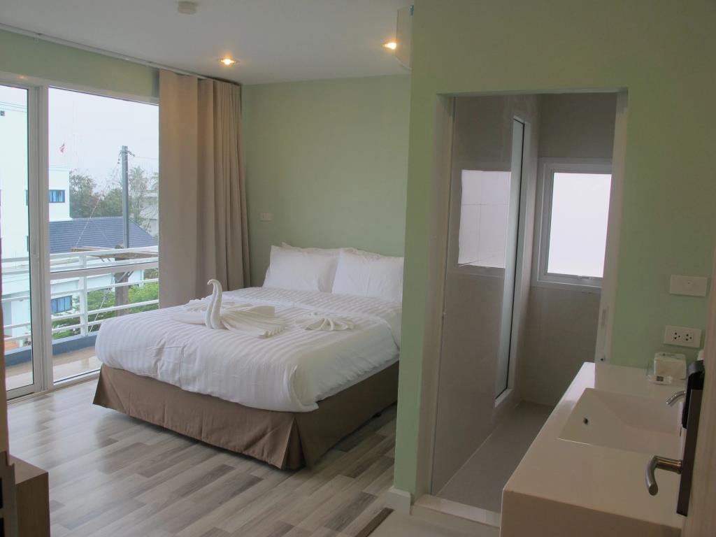 Nantra Huahin 2*