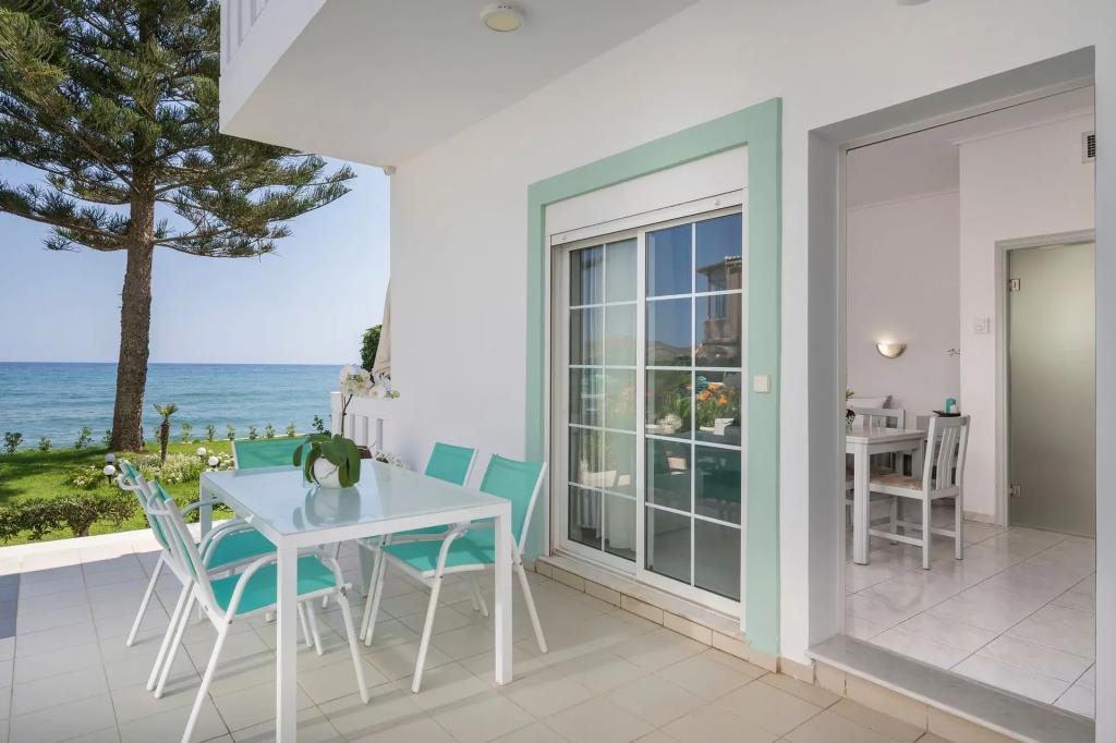 Kristall Suites 2*