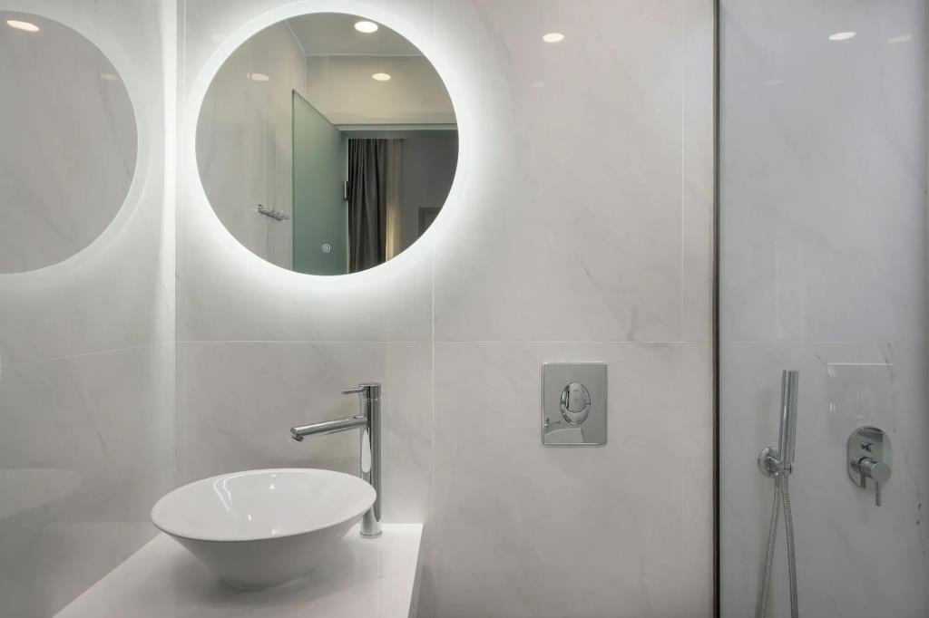 Kristall Suites 2*