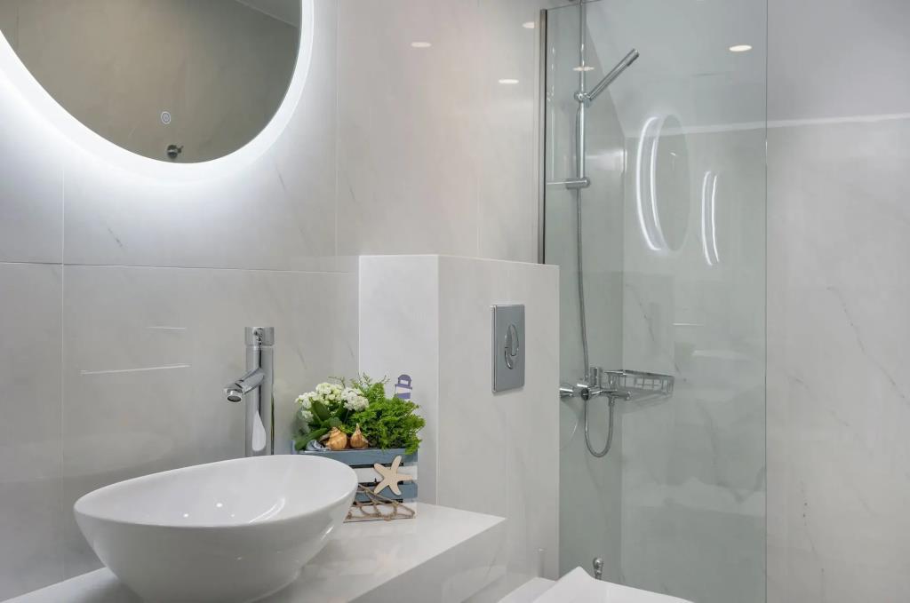 Kristall Suites 2*