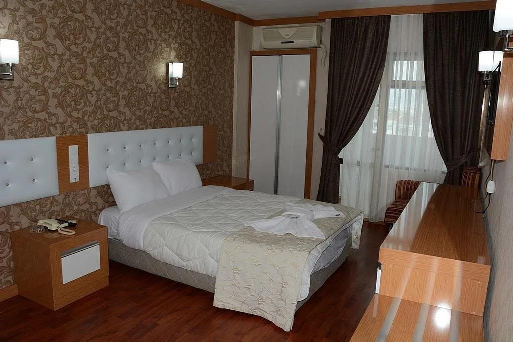 Bulut Hotel 3*