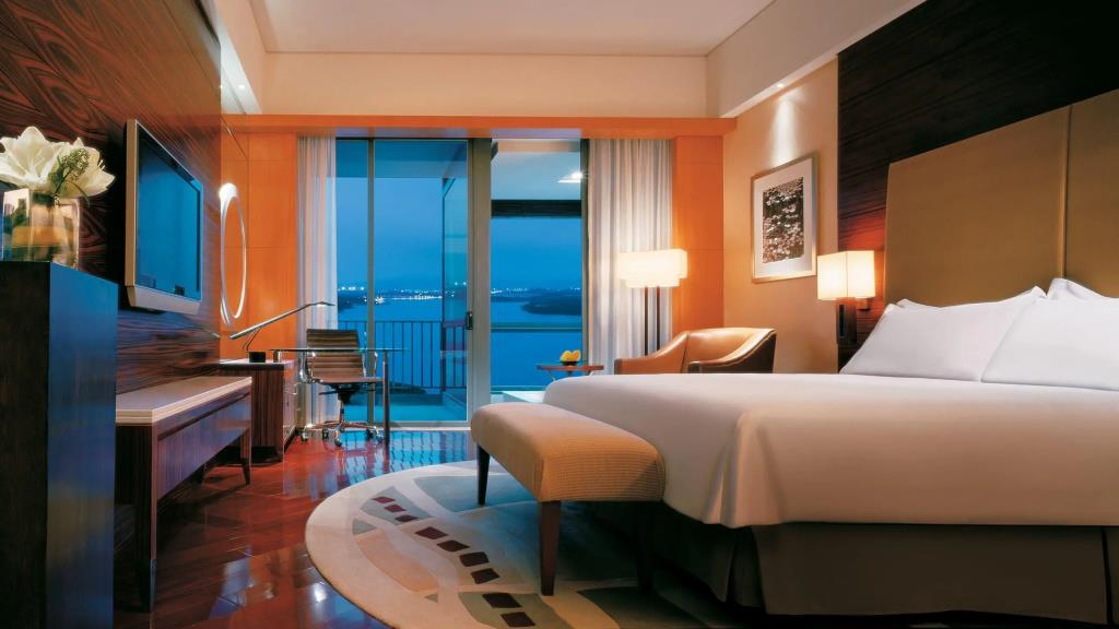 Hyatt Regency Dongguan 4*