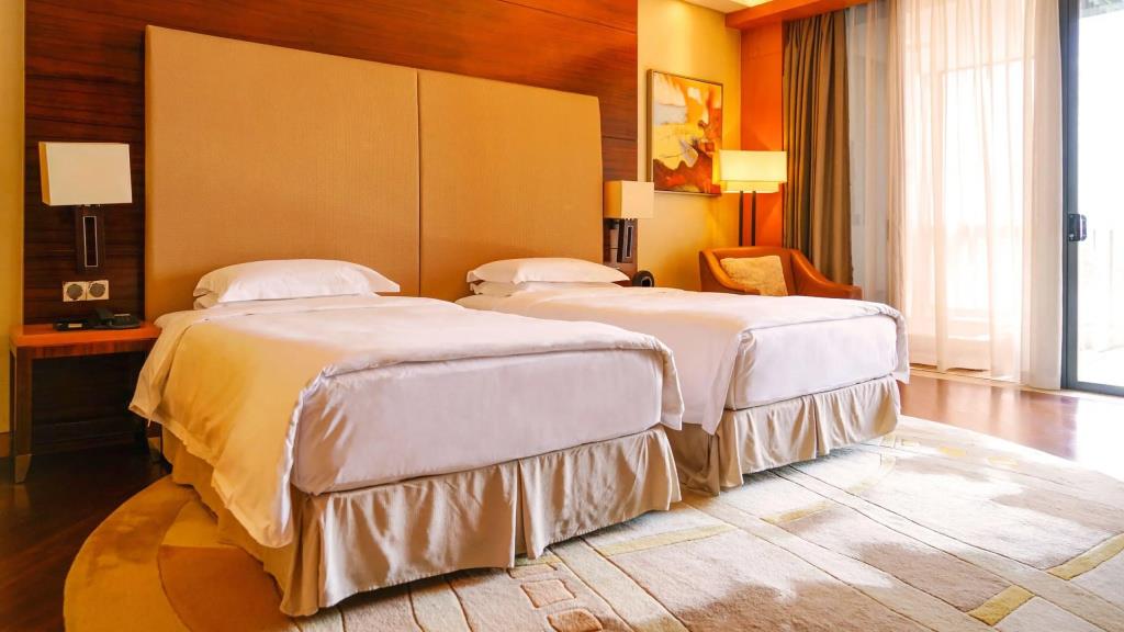 Hyatt Regency Dongguan 4*