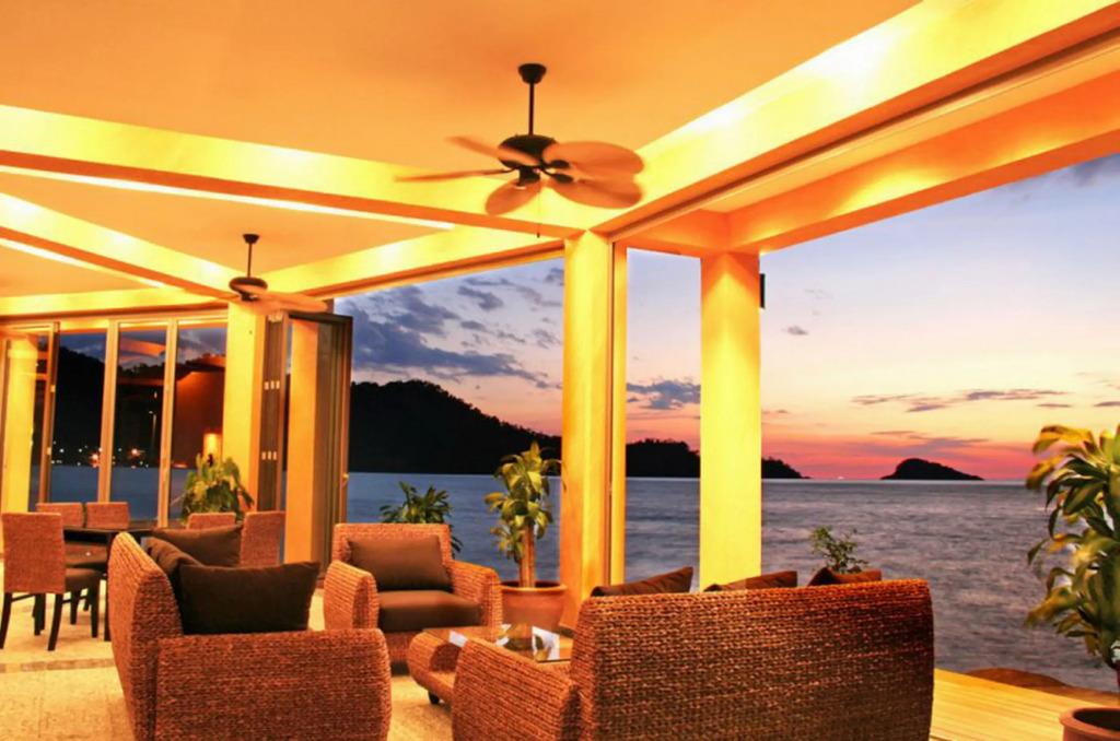 Siam Royal View Apartments 0*