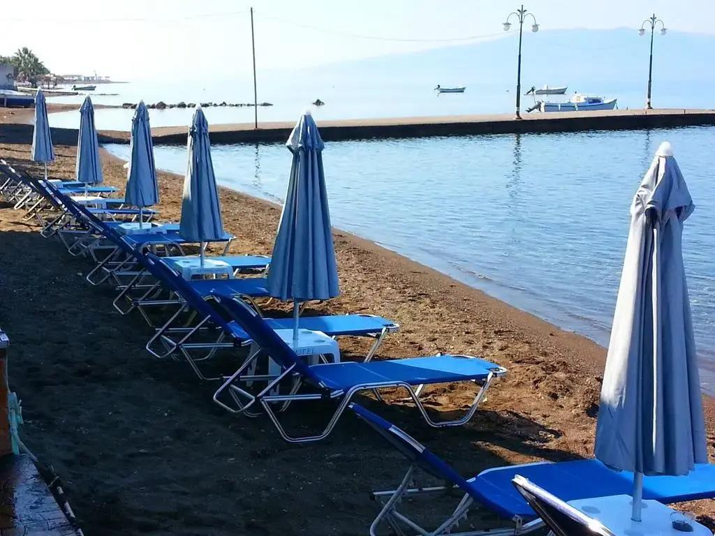 Artemis Hotel 2*