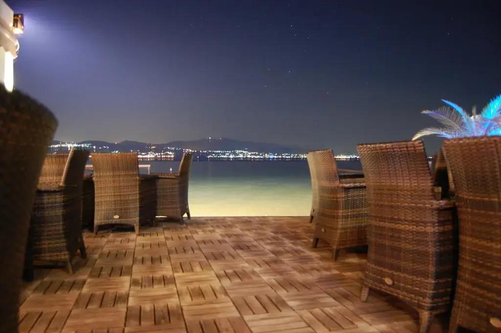 Artemis Hotel 2*