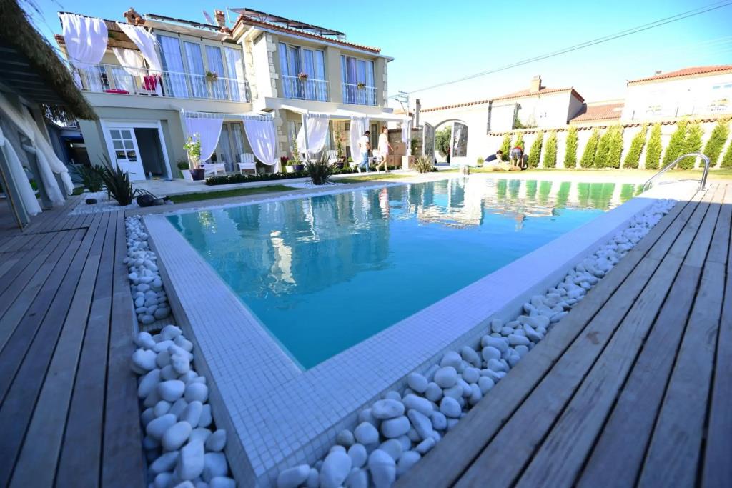 Sade Alacati Hotel 0*