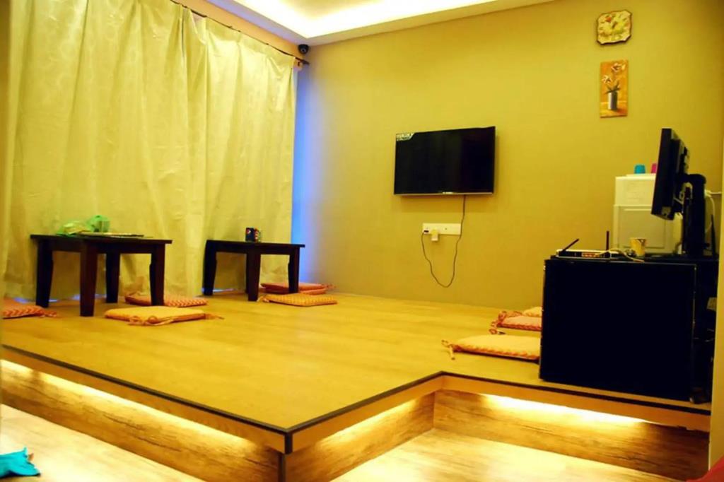 Hotel O V Stay Guesthouse 2*