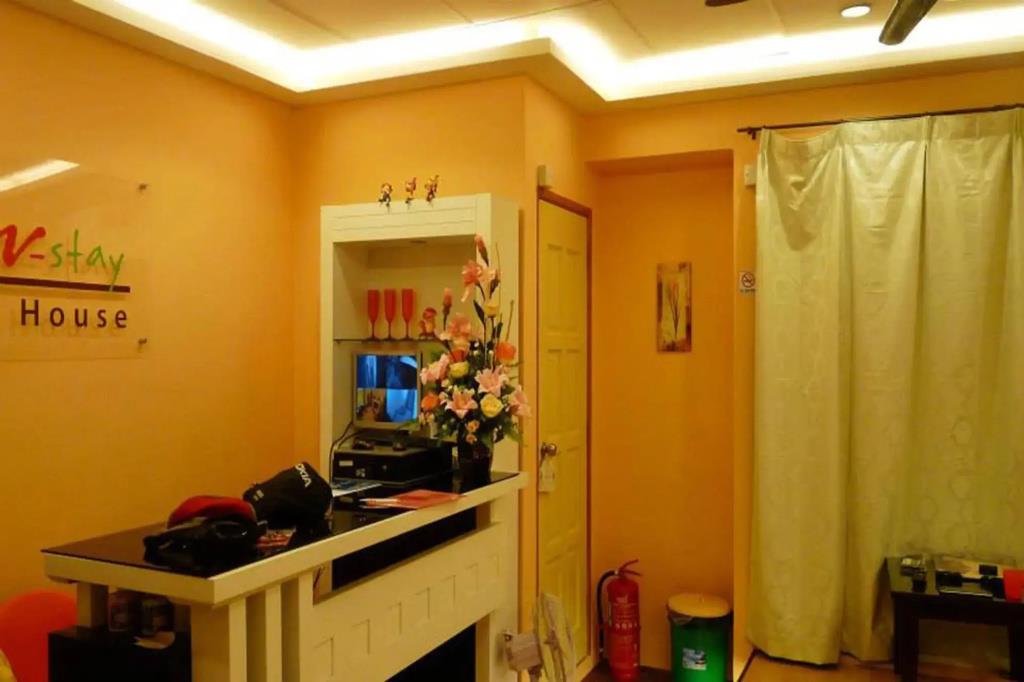 Hotel O V Stay Guesthouse 2*