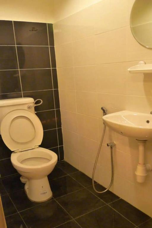 Hotel O V Stay Guesthouse 2*