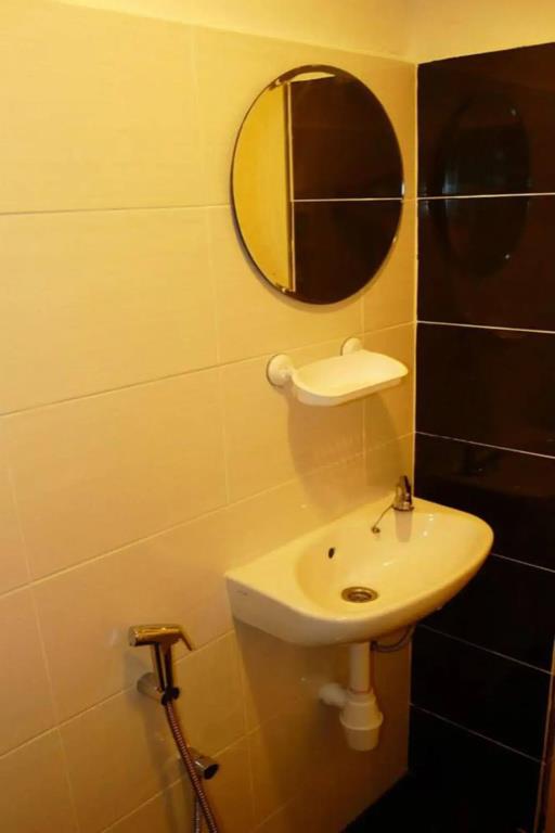 Hotel O V Stay Guesthouse 2*