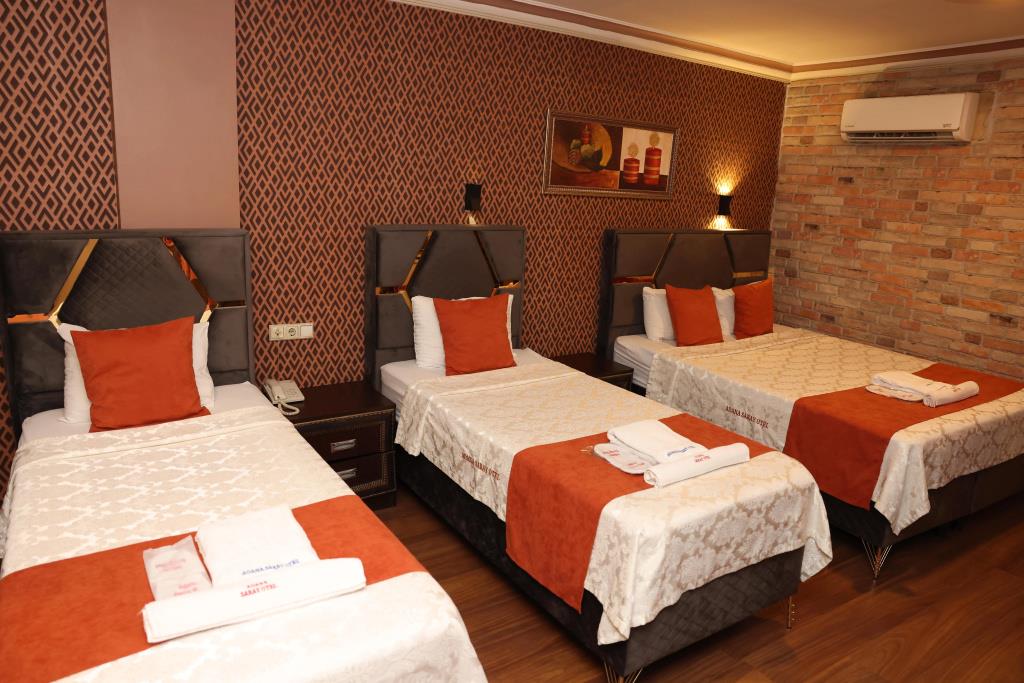 Adana Saray Hotel 3*