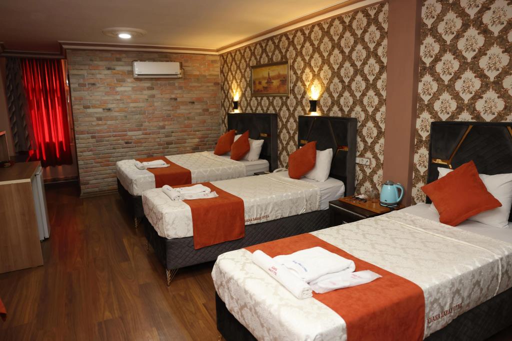 Adana Saray Hotel 3*