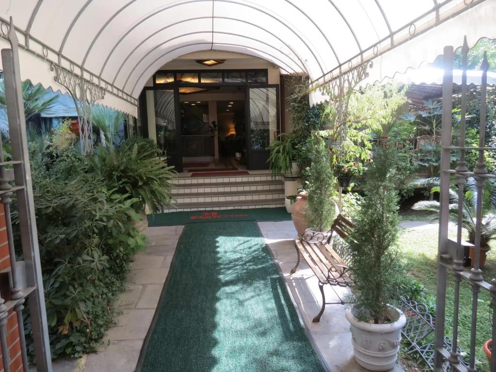 Hotel Kyrton 3*