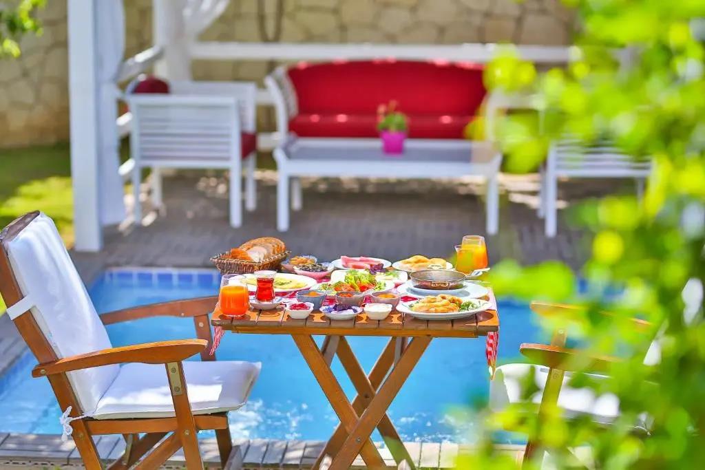 Alacati Balbadem Otel ( +13 ADULT ONLY) 0*