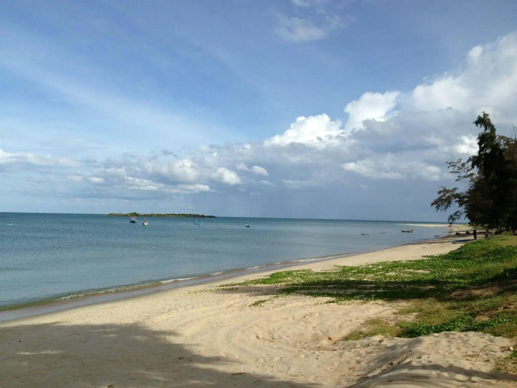 Sunshine Paradise Resort 3*