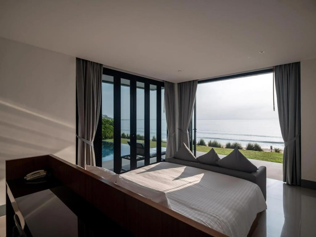Sunshine Paradise Resort 3*