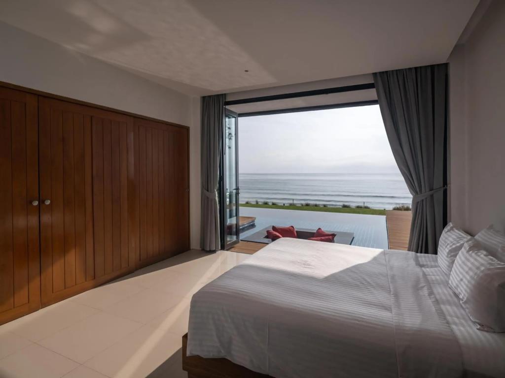 Sunshine Paradise Resort 3*