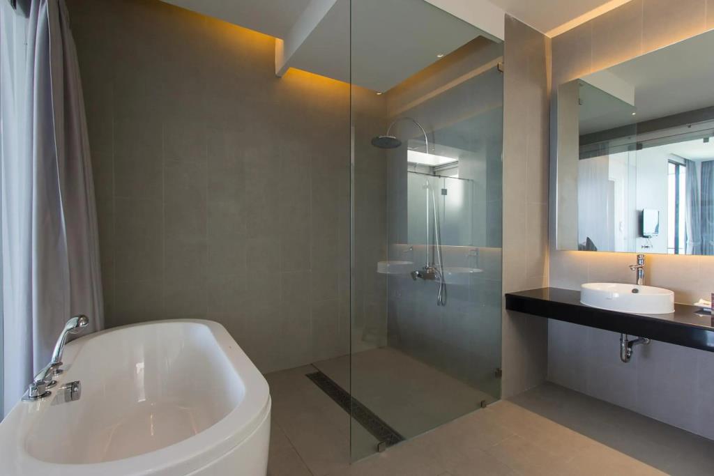 Sunshine Paradise Resort 3*