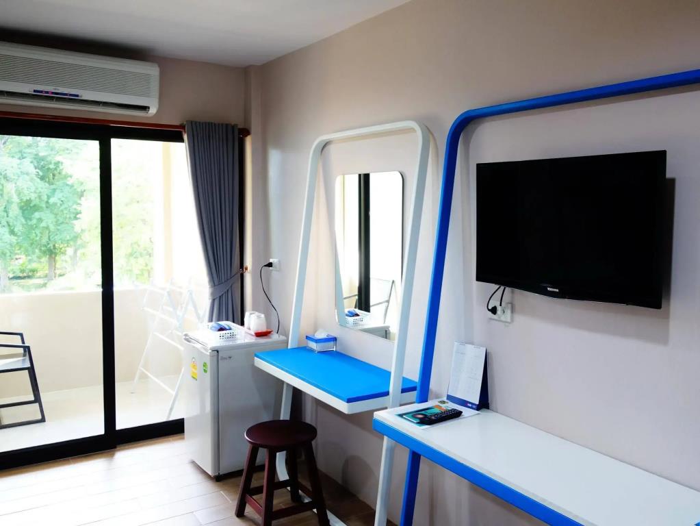 Sunshine Paradise Resort 3*