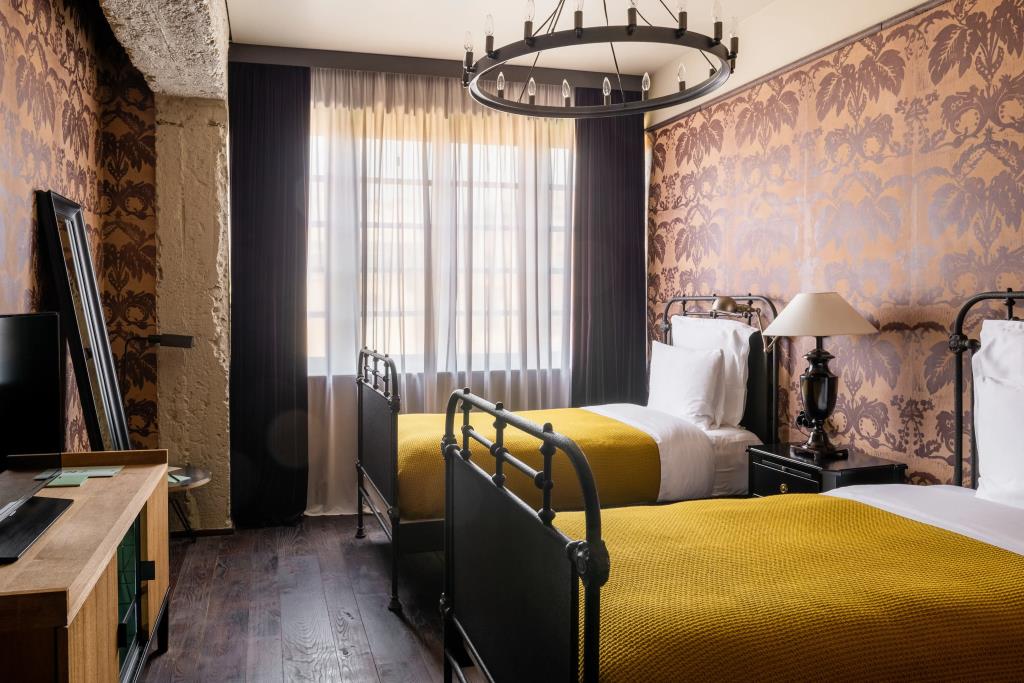 Lucky Hotel 2*