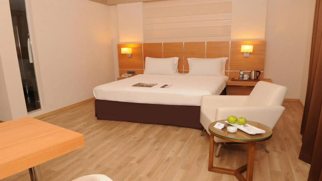 Anemon Grand Adana Otel 5*