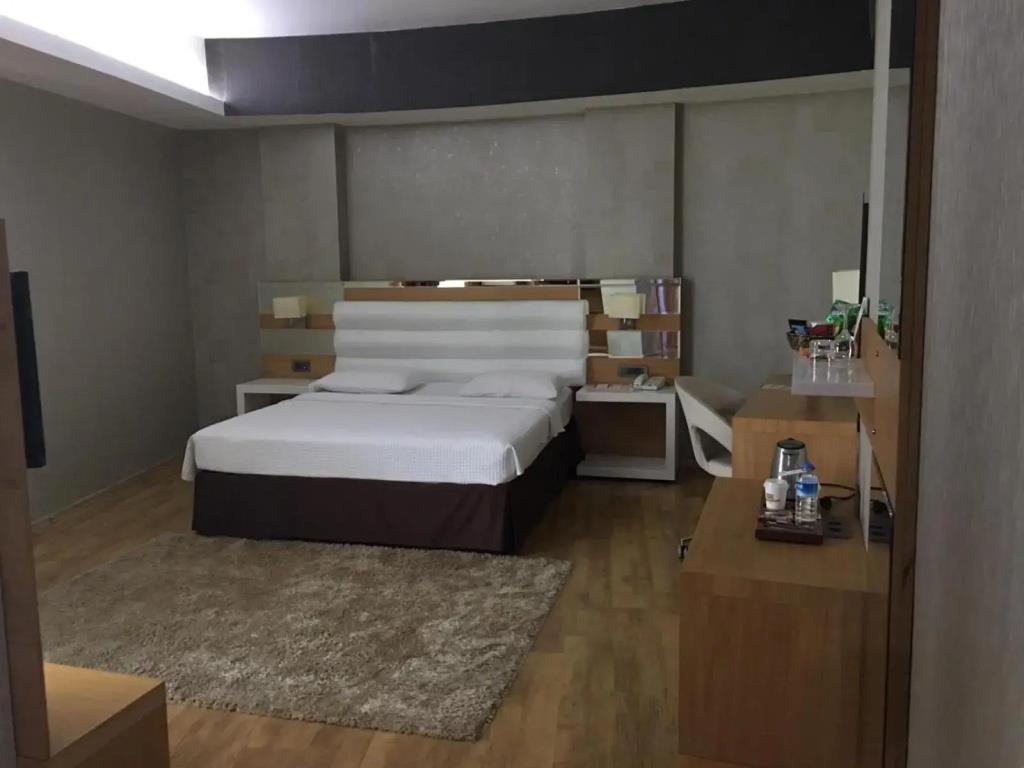 Anemon Grand Adana Otel 5*