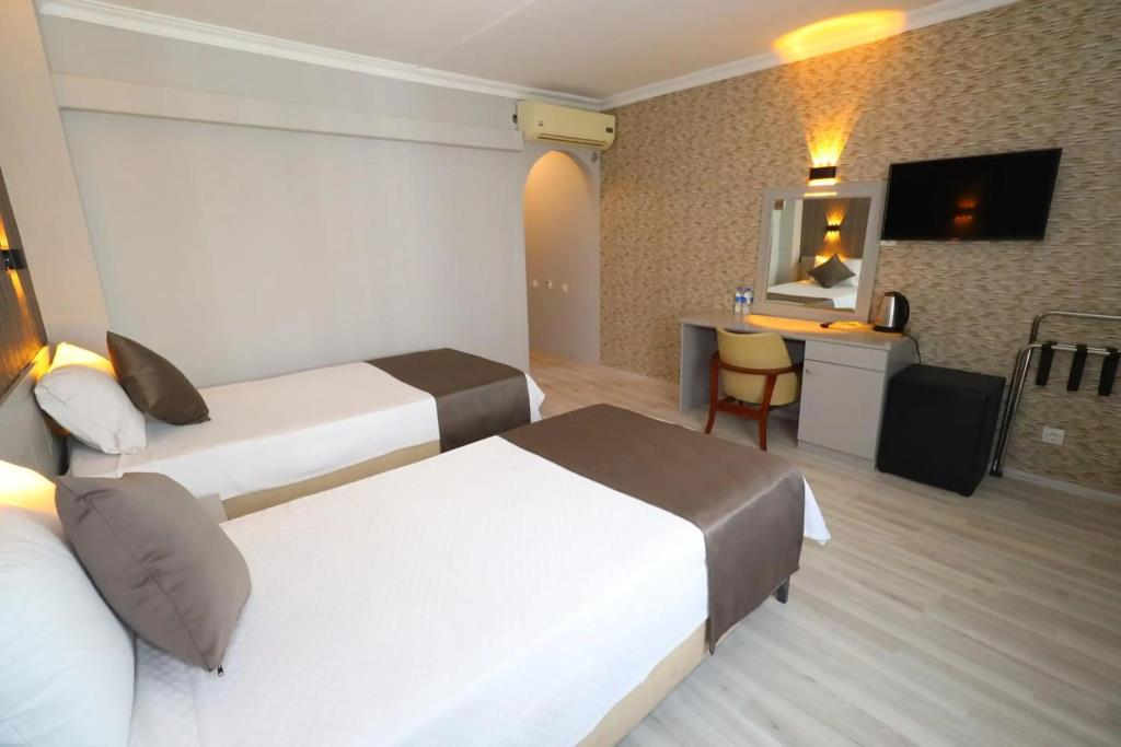 Artan Hotel 3*